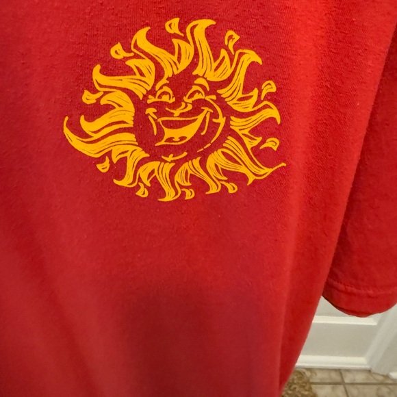 Red Happy Days Carwash & Lube Graphic Tee T Shirt SS L - Picture 3 of 7